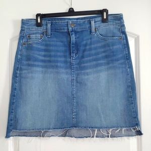 Vineyard Vines denim skirt size 12